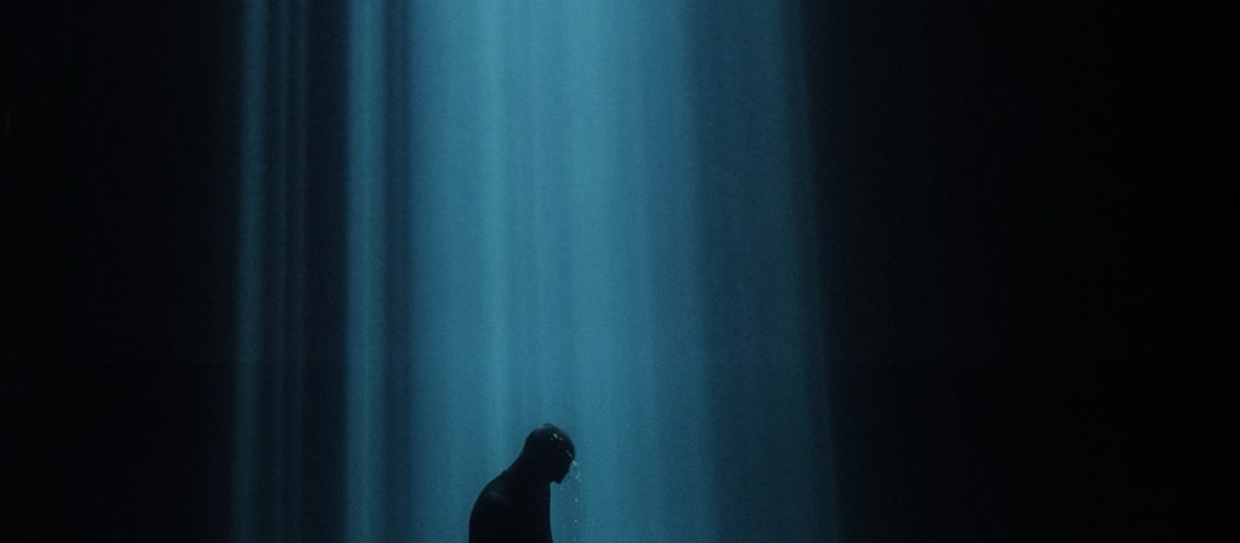 How to hold your breath for 5 minutes in 1 month Freediving training